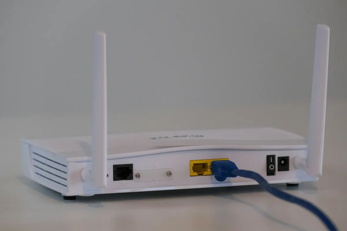 Wireless access point with antennas